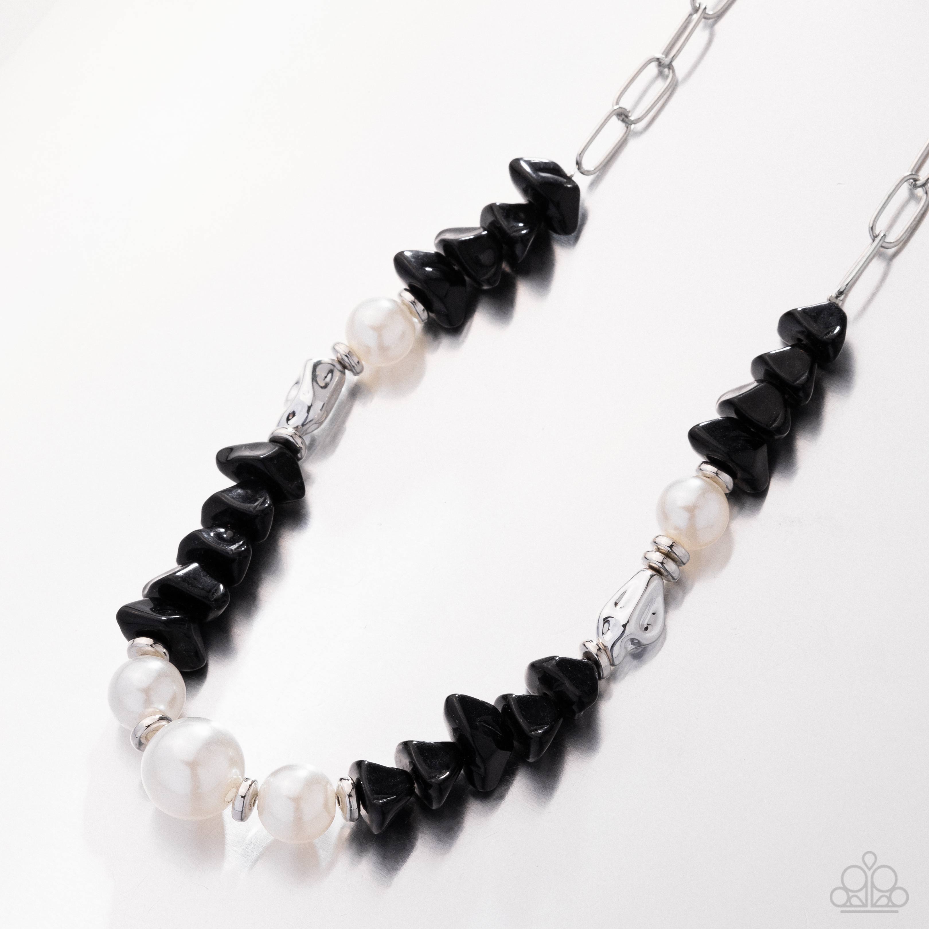 Presto Pearls - Black-Paparazzi