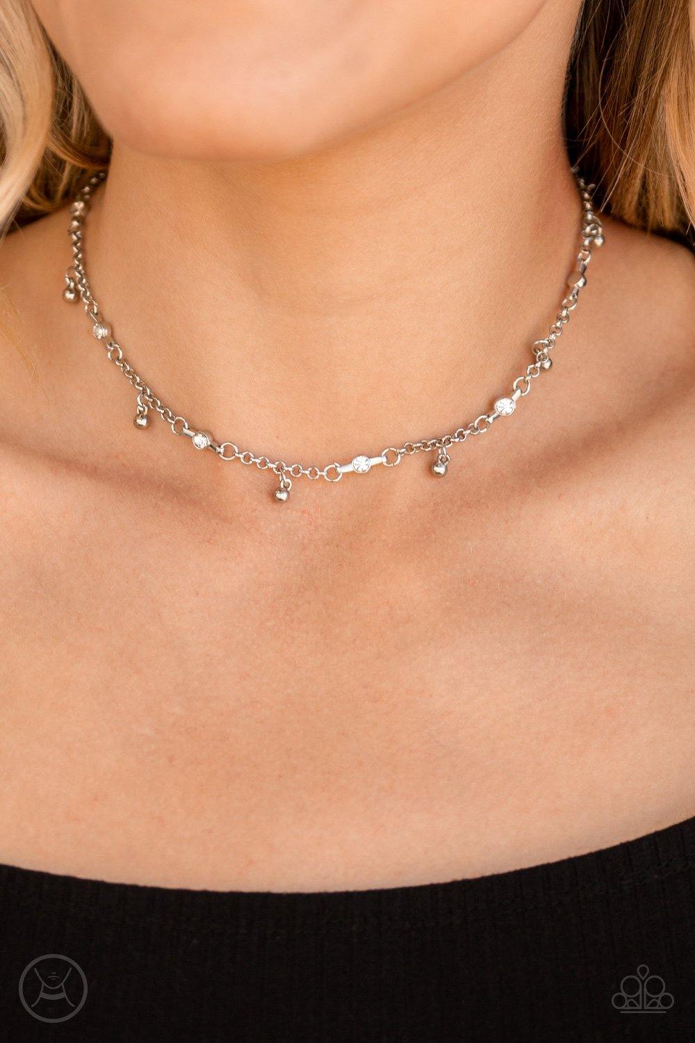 What A Stunner-White Choker-Paparazzi - Flauless Bling Boutique